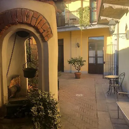 Guest house Famiglia Do 3*