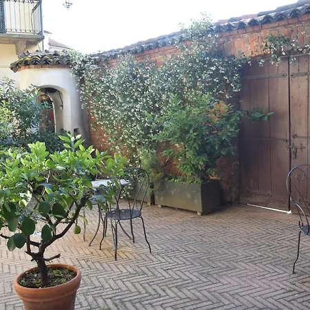 Konukevi Famiglia Do 3*